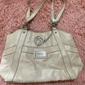 Used- Liz Claiborne Cream Shoulder Bag